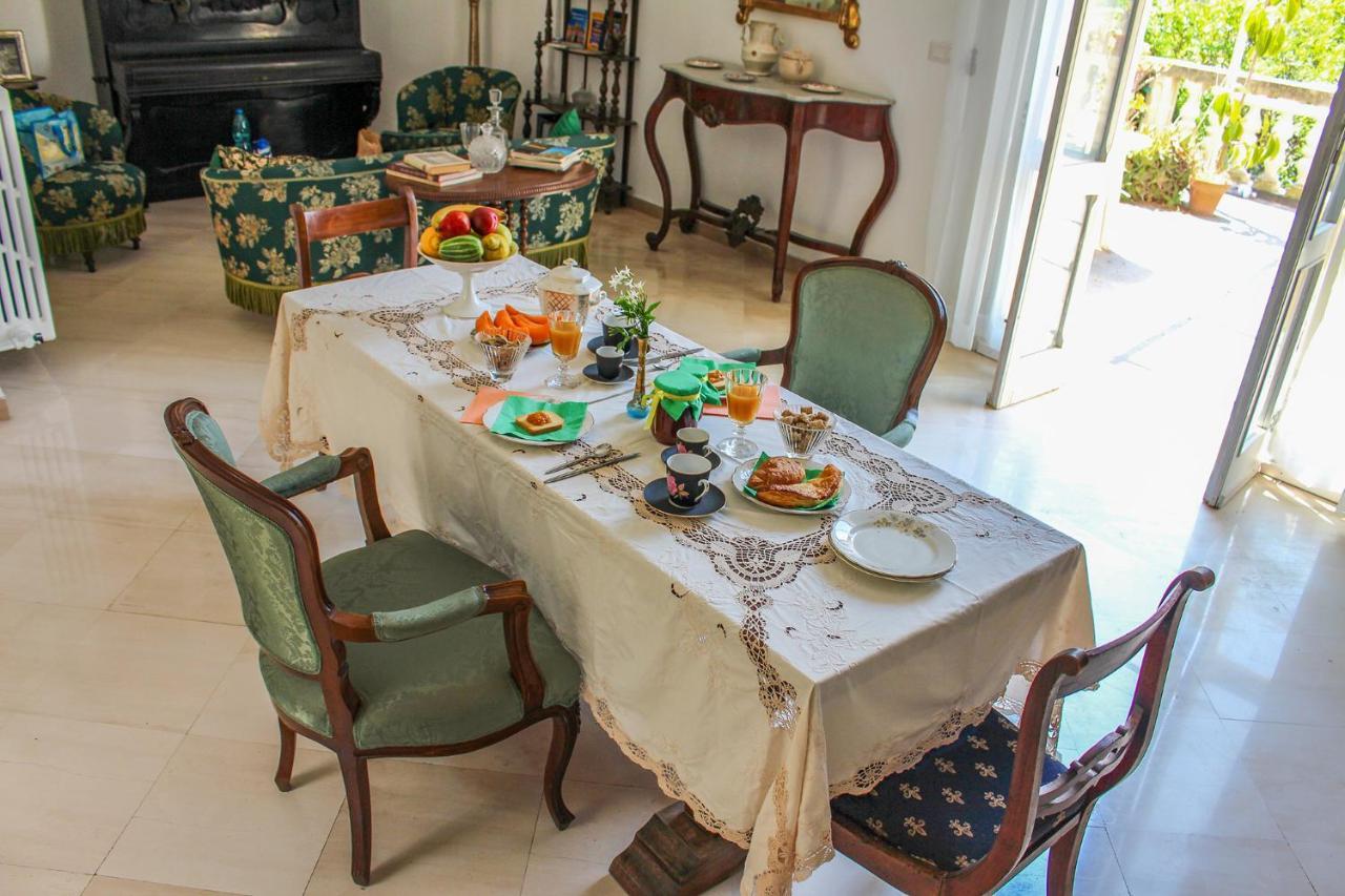 B&B Palazzo Sambiasi Lecce Dış mekan fotoğraf