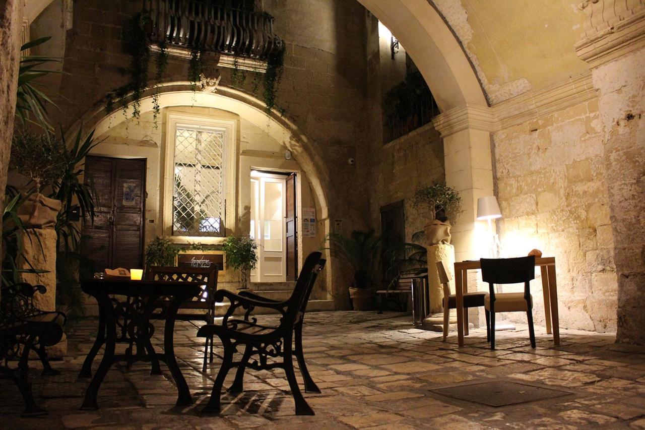 B&B Palazzo Sambiasi Lecce Dış mekan fotoğraf