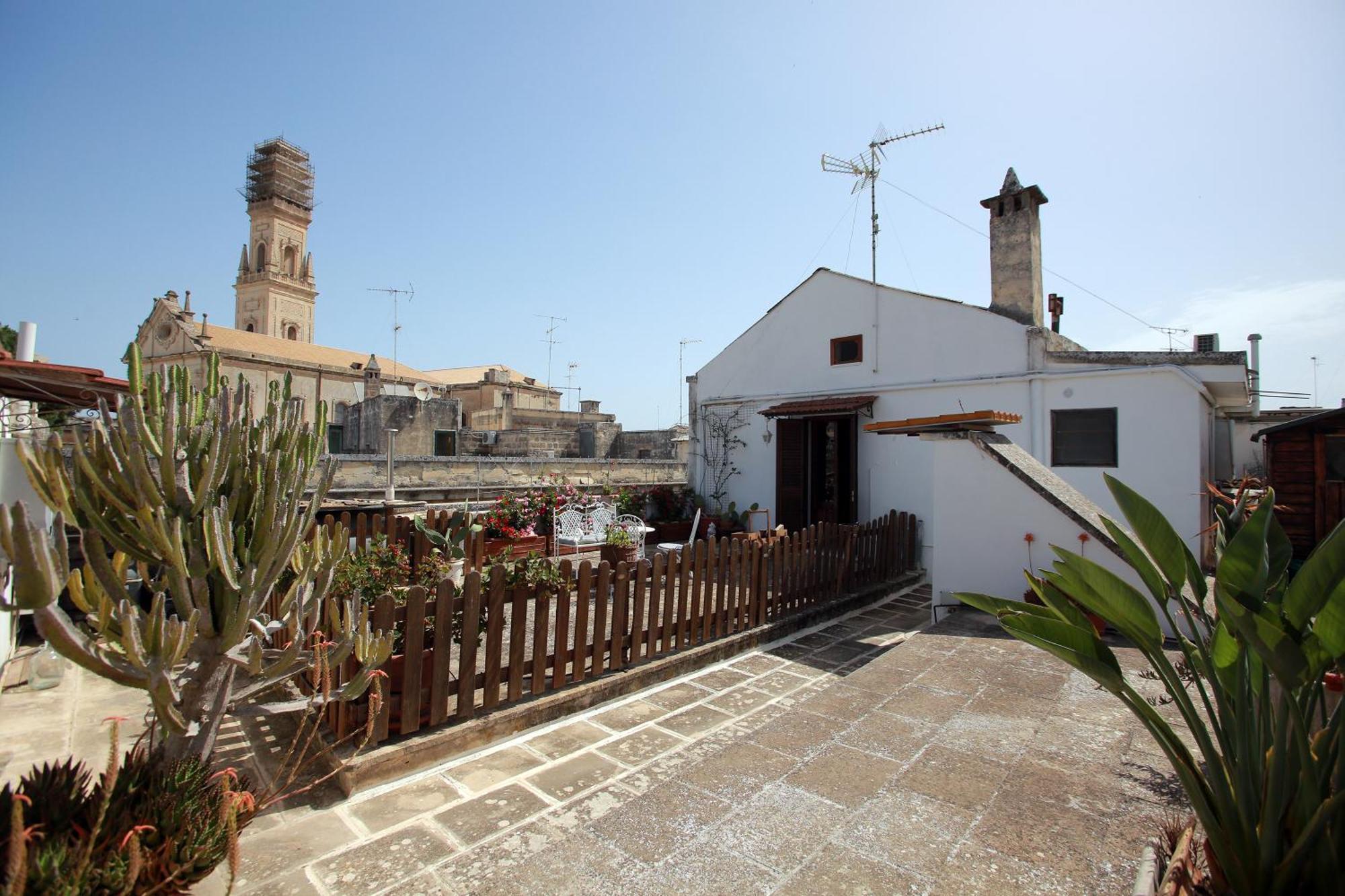 B&B Palazzo Sambiasi Lecce Dış mekan fotoğraf