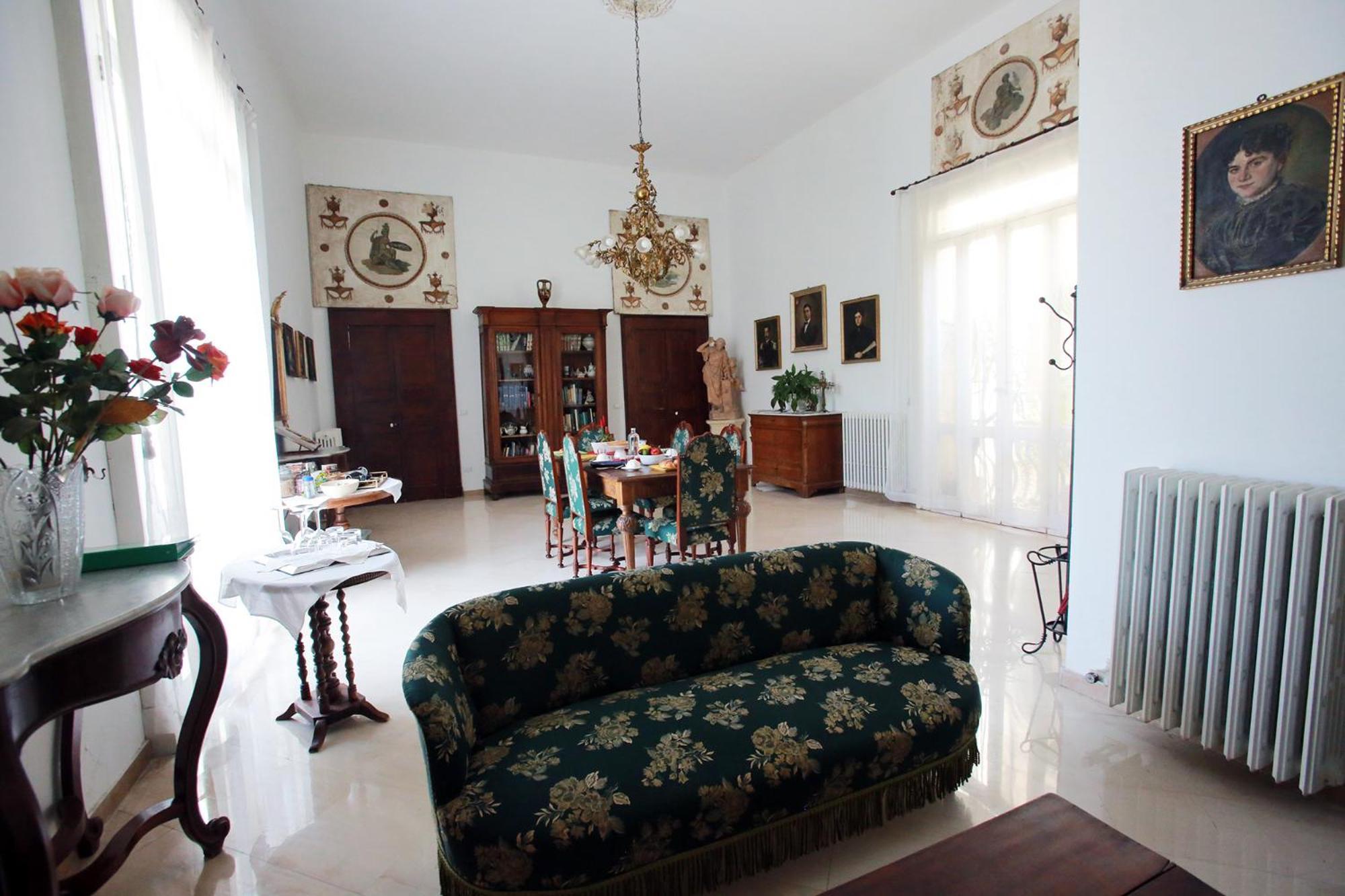 B&B Palazzo Sambiasi Lecce Oda fotoğraf