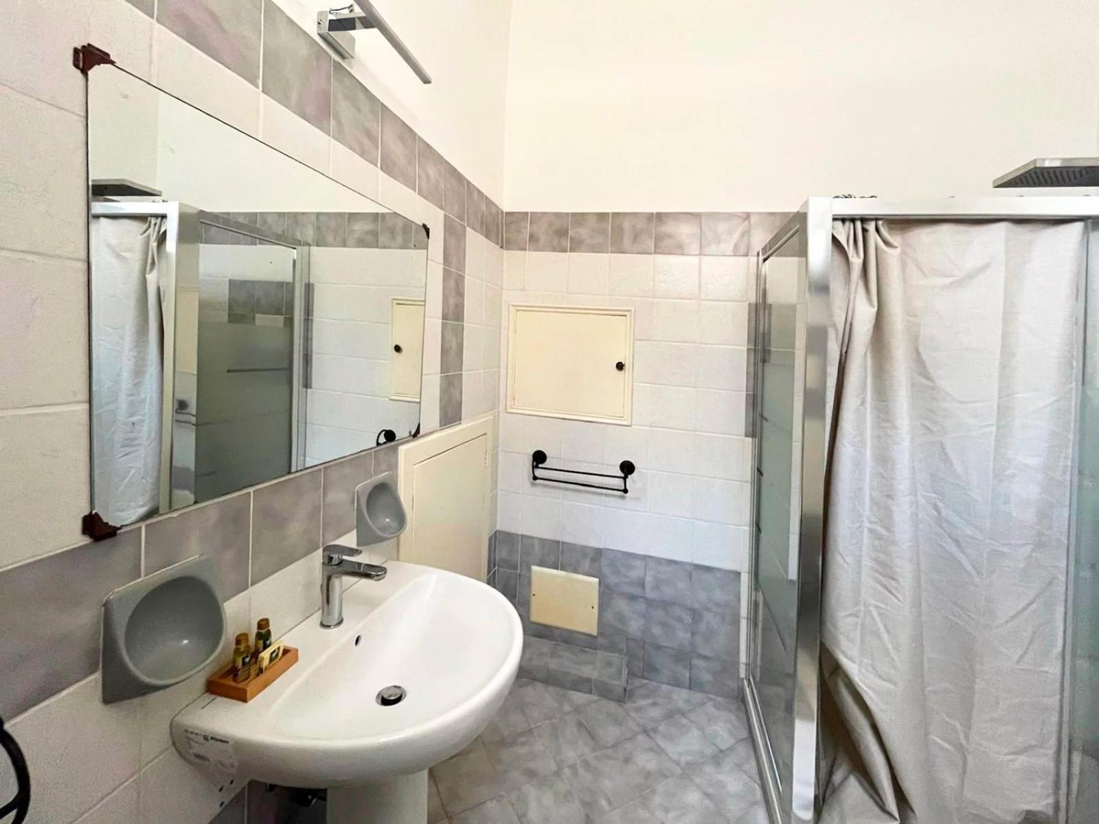 B&B Palazzo Sambiasi Lecce Oda fotoğraf